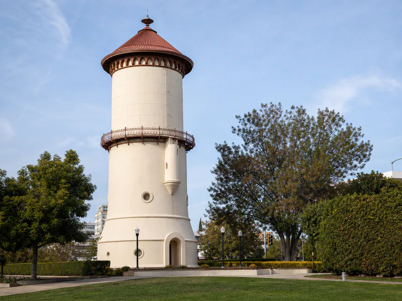 Historic Fresno Water Tower in daylight