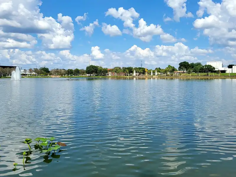 Lake Mirror and its landscaped shoreline in Lakeland