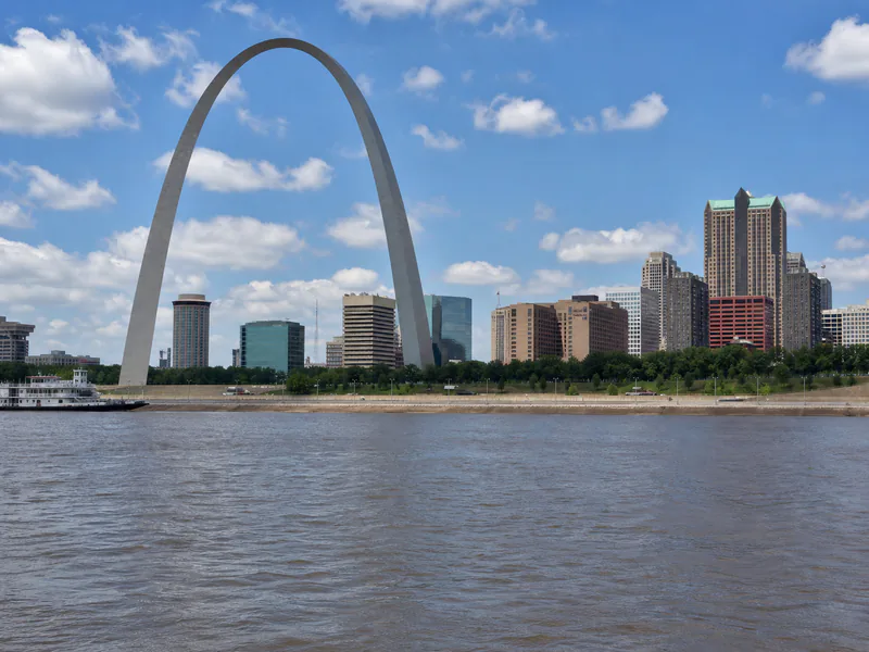 Gateway Arch from the Mississippi riverfront in St. Louis